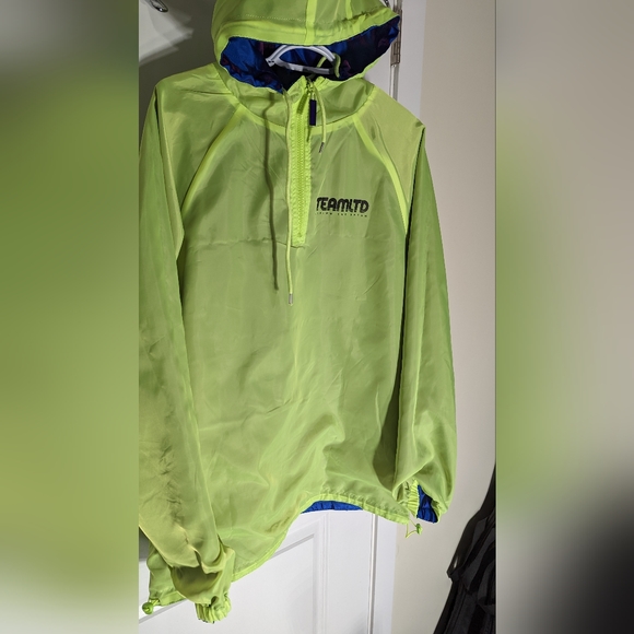 Team Ltd half zip reverseable pull over - Picture 3 of 4